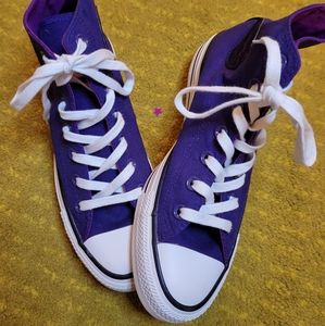 Converse High Top Purple Size 8 shoes